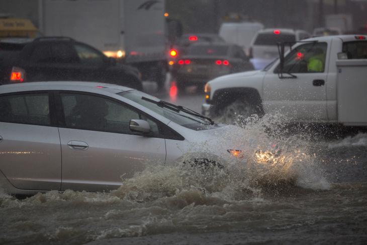 Are LA Drivers Really That Bad At Driving In The Rain?: LAist