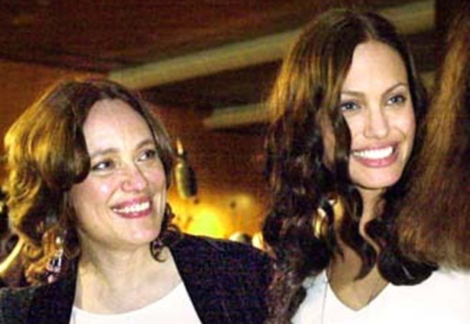 Marcheline Bertrand, Mother of Angelina Jolie, Died Yesterday of Cancer