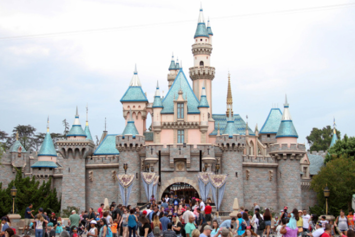 Anaheim Passes A Minimum Wage Measure Targeting Disneyland: LAist