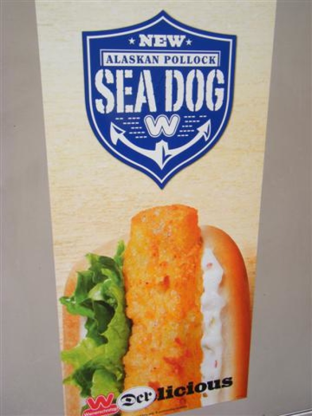 Simply Wrong Food Wienerschnitzel S Sea Dog Laist